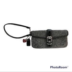 Coach Black White Wool Herringbone Wristlet Buckle Accent Snap Heart Charm